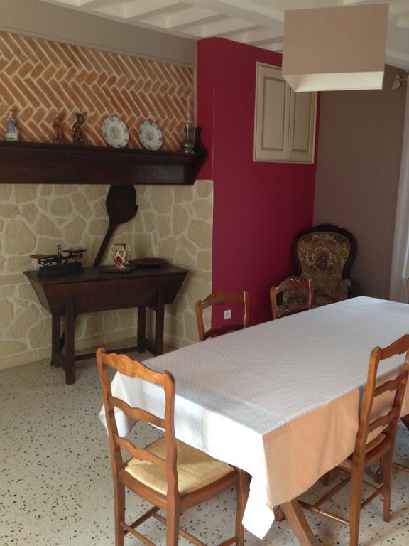 Maisoncelle Au Repos Du Roi Bed & Breakfast エクステリア 写真