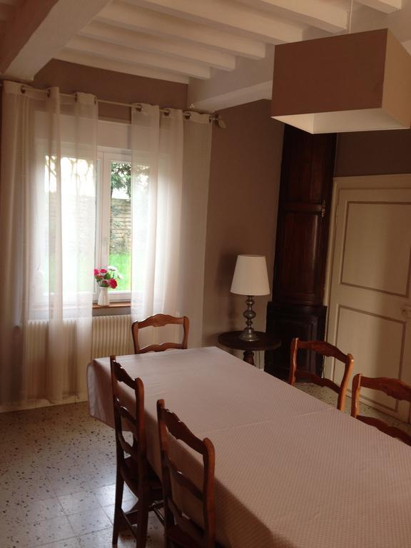 Maisoncelle Au Repos Du Roi Bed & Breakfast エクステリア 写真
