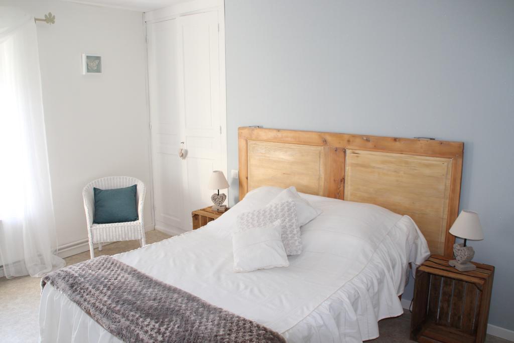 Maisoncelle Au Repos Du Roi Bed & Breakfast エクステリア 写真
